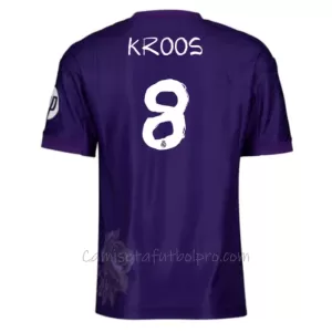 Camiseta Real Madrid Toni Kroos 8 Hombre 4ª Equipación 23/24 Camiseta Real Madrid Toni Kroos 8 Hombre 4ª Equipación 23/24