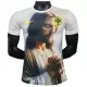 Camiseta Brasil x Praying Hombre 2025 Edición Especial Camiseta Brasil x Praying Hombre 2025 Edición Especial